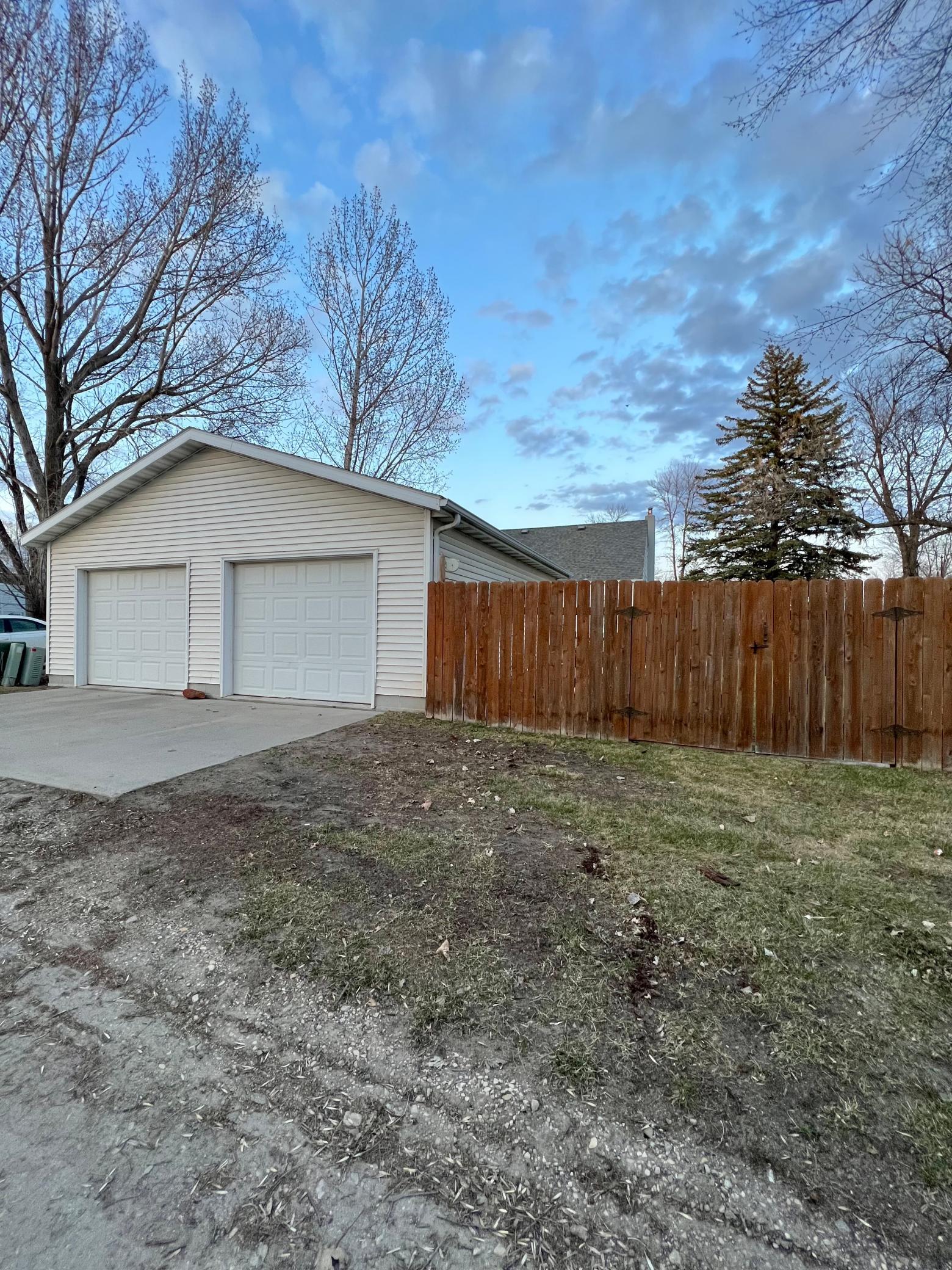 Photo for 303 Merriam Avenue N, Thief River Falls, MN 56701 - Listing #6366021 303 Merriam Avenue N, Thief River Falls, MN 56701