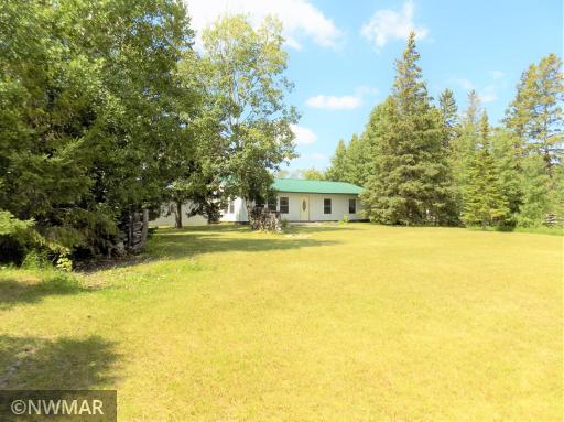 1988 Maple Drive NW, Baudette, MN 56623