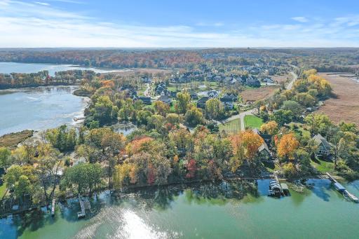 Welcome to Kings Point Road on Halsted Bay!