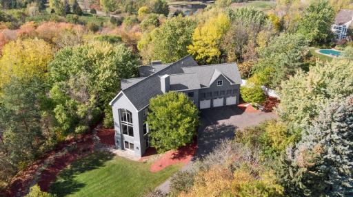 Photo for 1450 W Farm Road, Chaska, MN 55318 - Listing #6113107 From pillar to post, every surface of this home has been refreshed!