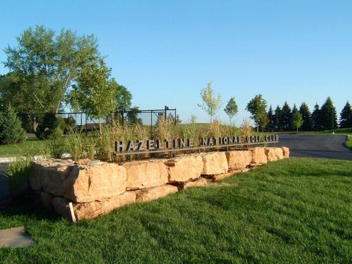 Photo for 1450 W Farm Road, Chaska, MN 55318 - Listing #6113107 Location! Just minutes from your front door you will find numerous golf courses, shopping, dining, entertainment and more!