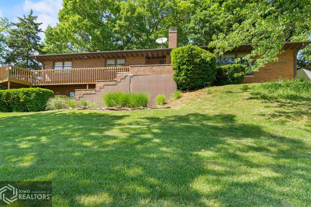2664 Clearview Heights Road, Fort Madison, IA 52627