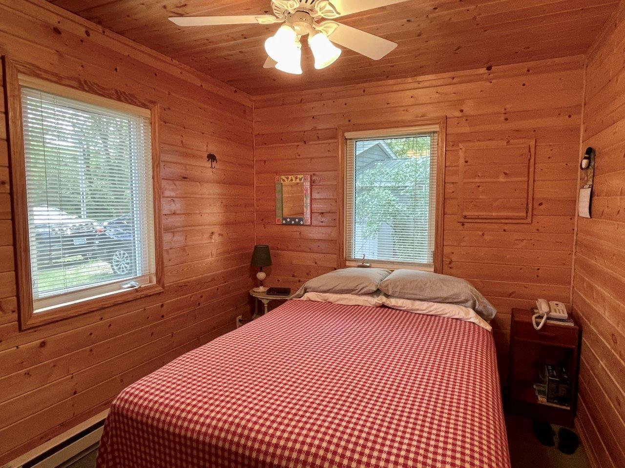 9-Bedroom 2.jpg