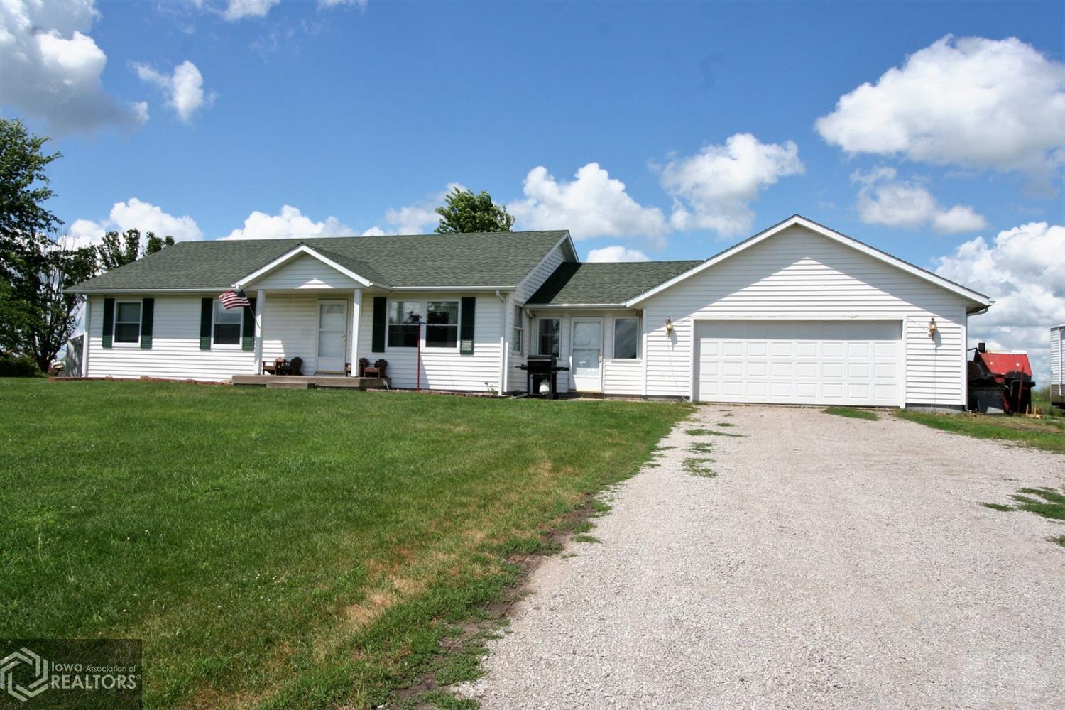 Homes in Centerville, Iowa - Bogle Realty Real Estate in Centerville