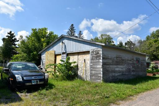 355 3rd Avenue SE, Milaca, MN 56353