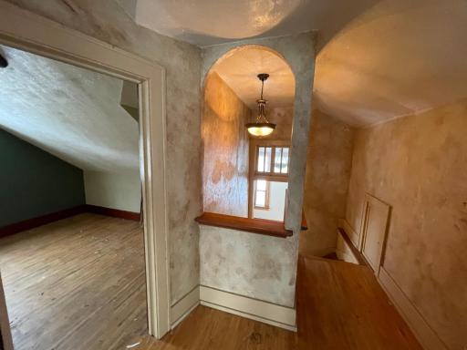 305 Drury Avenue, Lowry, MN 56349