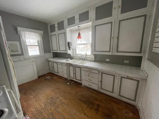 305 Drury Avenue, Lowry, MN 56349