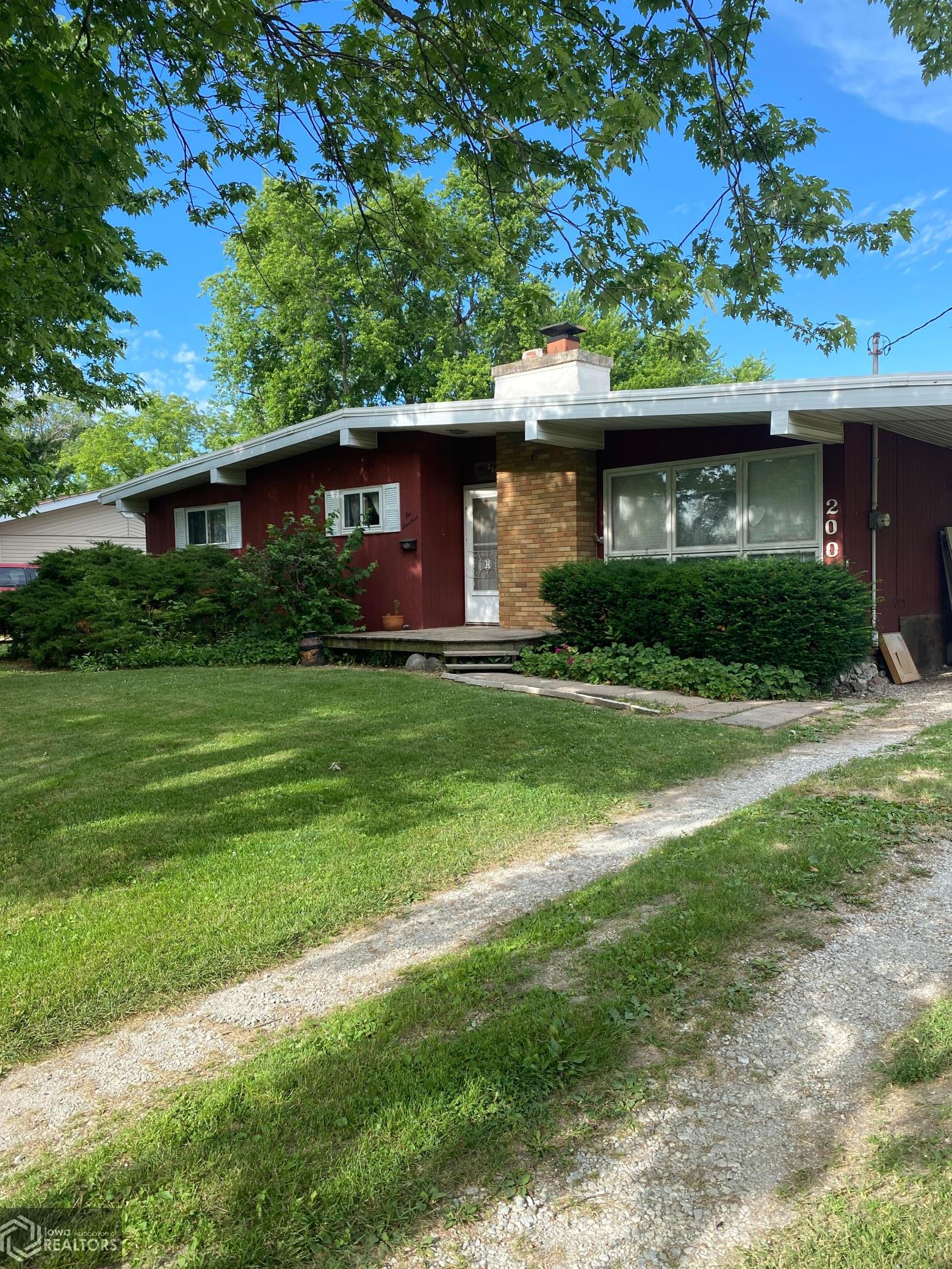200 20th Street, Hamilton, Illinois 62341, 3 Bedrooms Bedrooms, ,1 BathroomBathrooms,Single Family,For Sale,20th,6143151