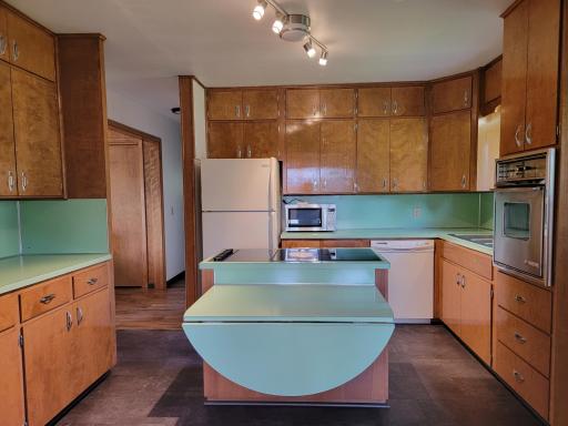 1004 Spring Valley Avenue NW, Preston, MN 55965