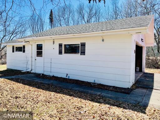 622 1st Avenue SE, Baudette, MN 56623