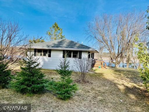 622 1st Avenue SE, Baudette, MN 56623