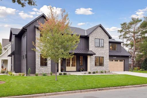 5600 Oaklawn Avenue, Edina, MN 55424