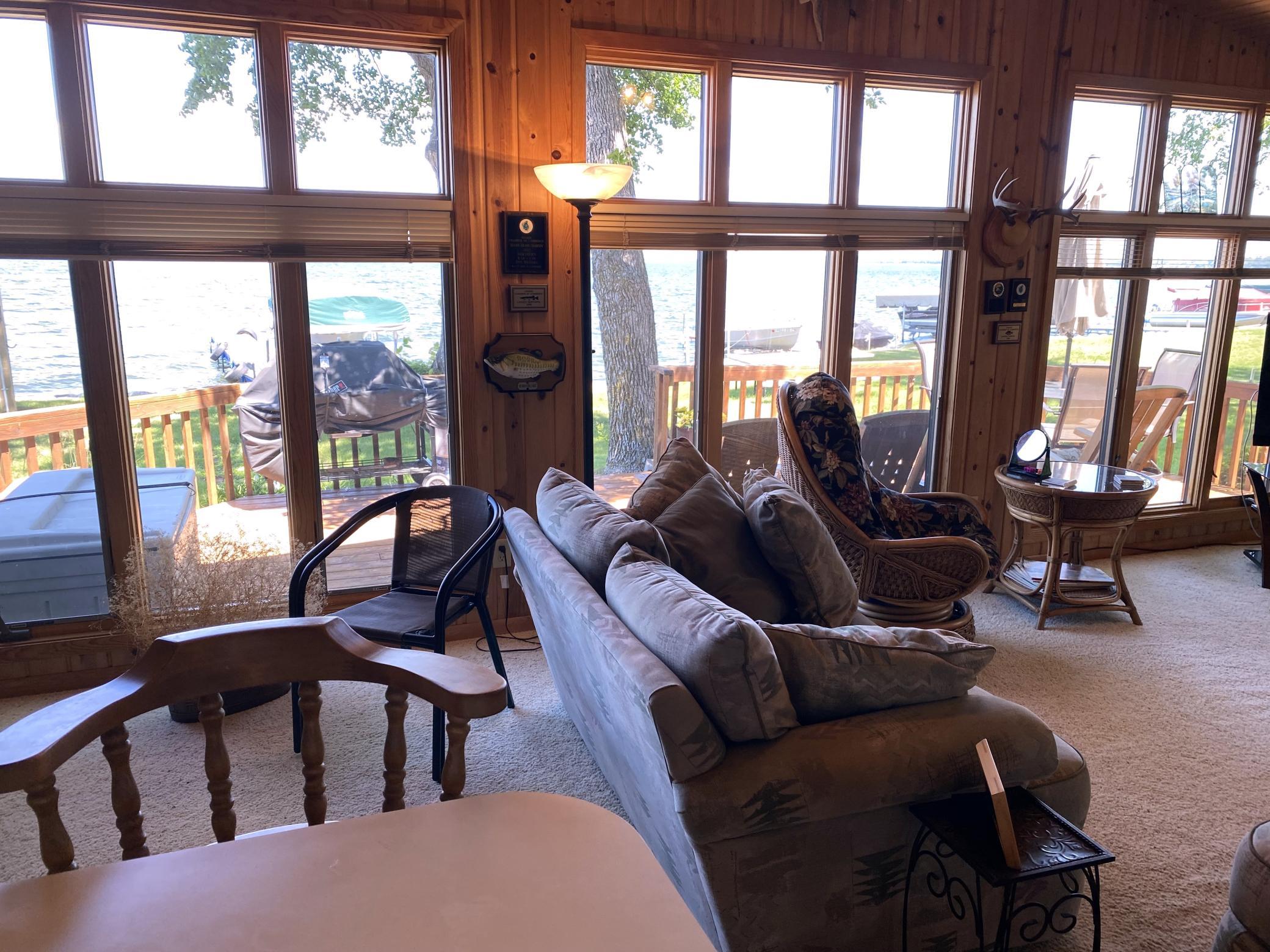 Awesome lakeside windows