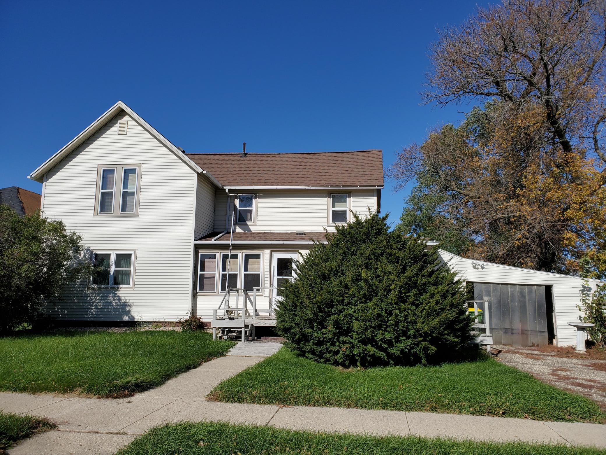 Photo for 225 2nd Street NE, Pipestone, MN 56164 - Listing #6117194 225 2nd Street NE, Pipestone, MN 56164