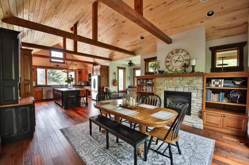 1428 Thelen Farm Trail, Houlton, WI 54082
