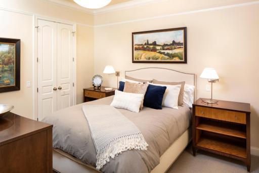 Second bedroom with private en-suite bath