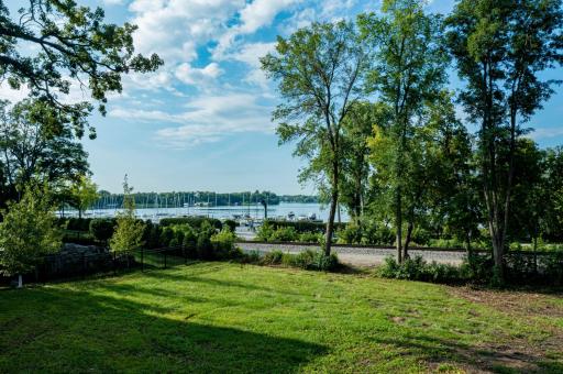 1030 Lake Street E, Wayzata, MN 55391