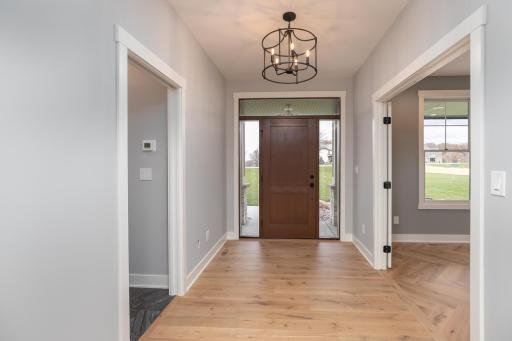 5352 Millie Rd SW Rochester MN-large-004-003-Foyer-1500x1000-72dpi