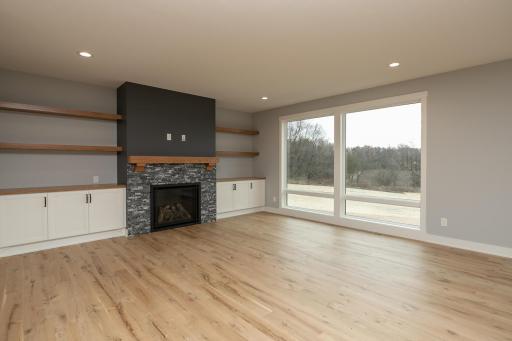 5352 Millie Rd SW Rochester MN-large-005-005-Living Room-1500x1000-72dpi
