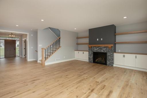 5352 Millie Rd SW Rochester MN-large-006-039-Living Room-1500x1000-72dpi
