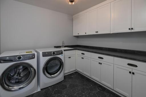 5352 Millie Rd SW Rochester MN-large-036-023-Laundry-1500x1000-72dpi