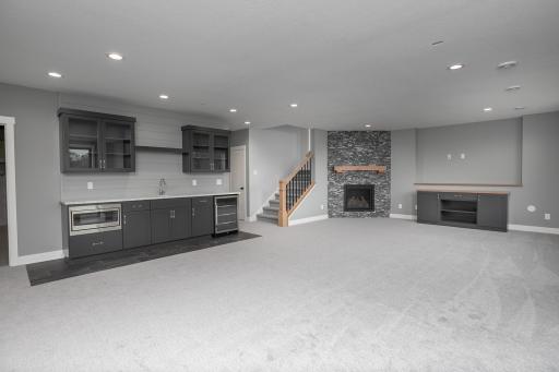 5352 Millie Rd SW Rochester MN-large-043-050-Family Room-1500x1000-72dpi