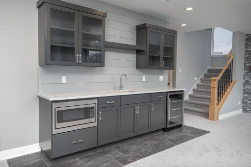 5352 Millie Rd SW Rochester MN-large-046-024-Wet Bar-1500x1000-72dpi