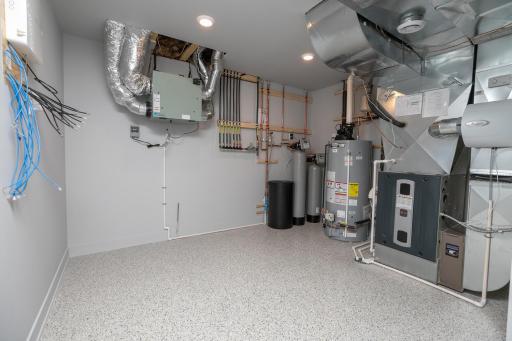5352 Millie Rd SW Rochester MN-large-049-035-Utility Room-1500x1000-72dpi