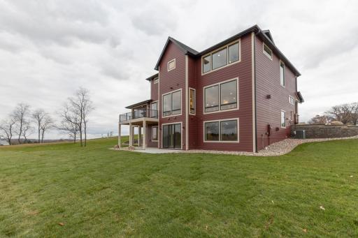 5352 Millie Rd SW Rochester MN-large-059-056-Back View-1500x1000-72dpi