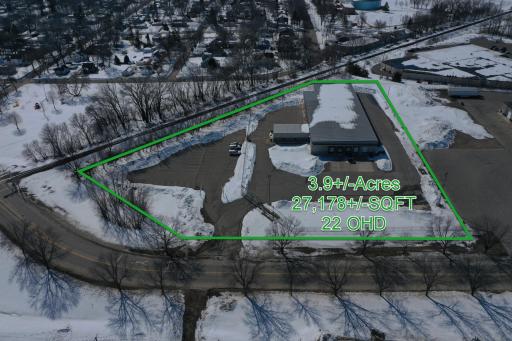 1611 Trott Avenue SW, Willmar, MN 56201