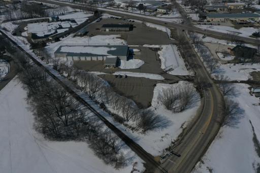 1611 Trott Avenue SW, Willmar, MN 56201