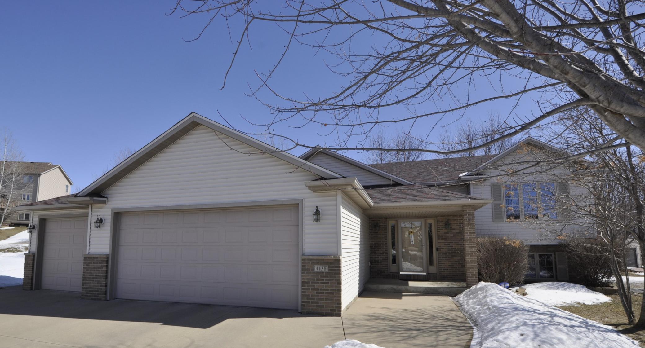 4138 Willougby Lane NW, Rochester, MN 55901