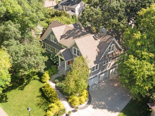 30 Woodland Road, Edina, MN 55424