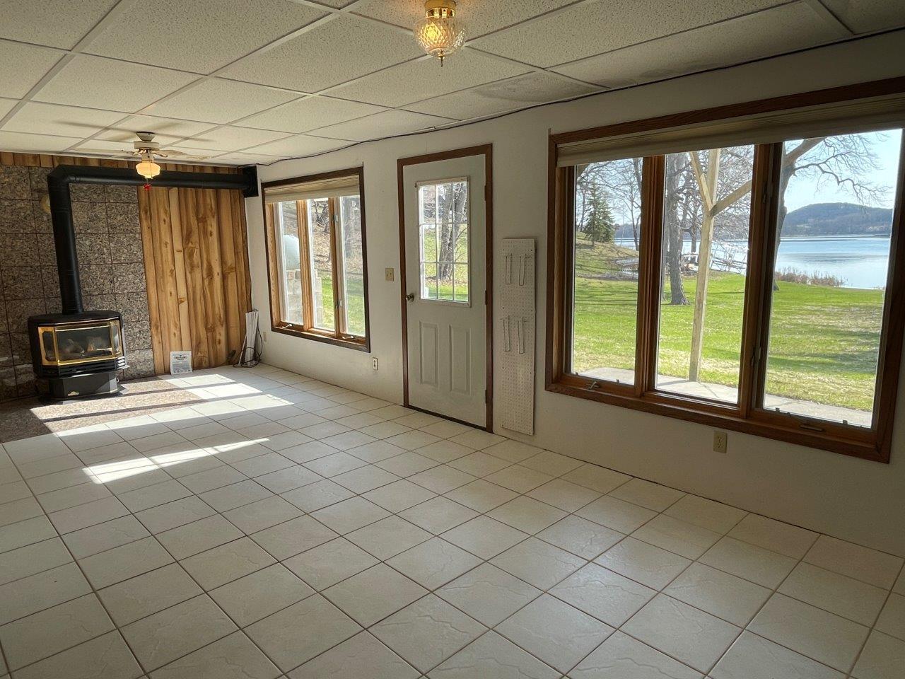 10-Family room in walk out basement (1)