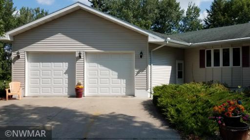 218 Sleepy Hollow Lane NE, Baudette, MN 56623