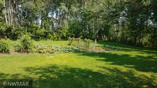 218 Sleepy Hollow Lane NE, Baudette, MN 56623