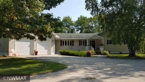 Photo for 218 Sleepy Hollow Lane NE, Baudette, MN 56623 - Listing #6162333 218 Sleepy Hollow Lane NE, Baudette, MN 56623