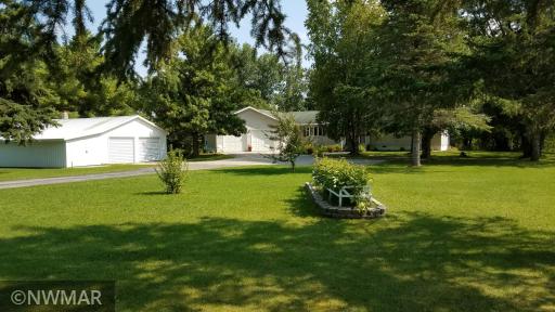 218 Sleepy Hollow Lane NE, Baudette, MN 56623