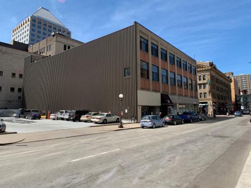 421 Wabasha Street N, Saint Paul, MN 55102
