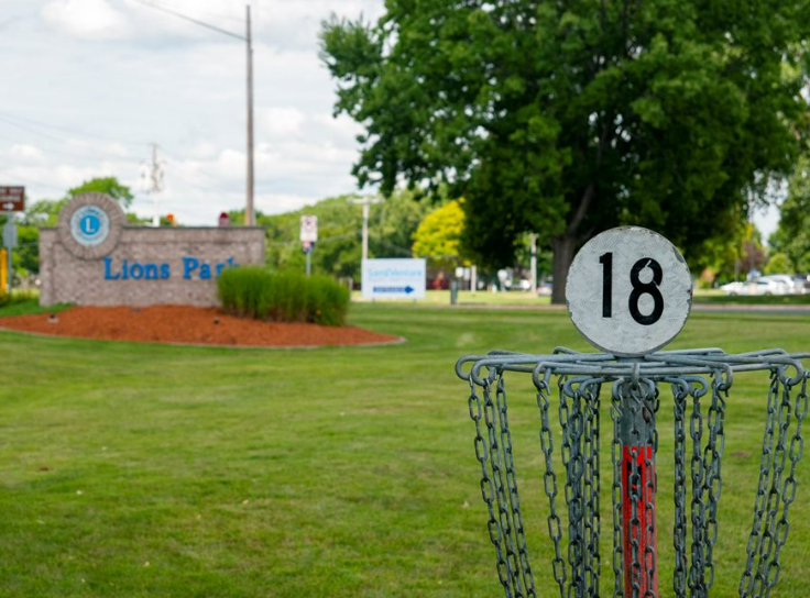 Shakopee Lions Park offers an abundance of activities; an outdoor water park, 18-hole disc golf course and so much more.