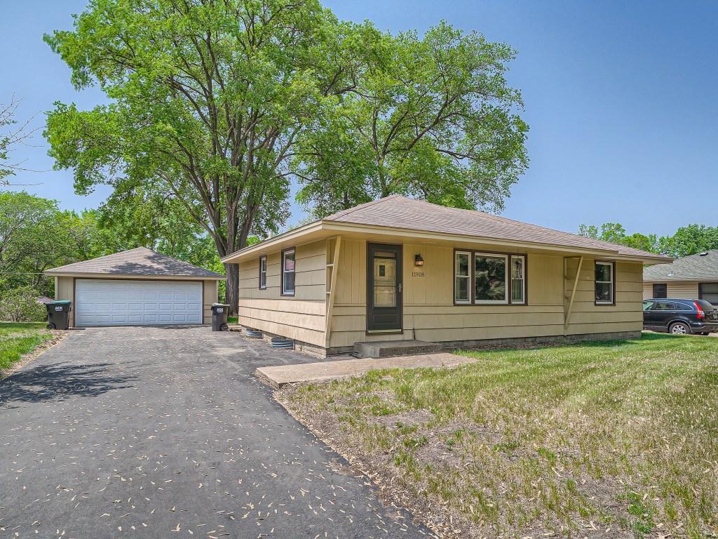 11908 Larch Street NW, Coon Rapids, MN 55448