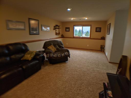 404 Victory Avenue, Sartell, MN 56377