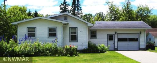 219 W State Street, Grygla, MN 56727