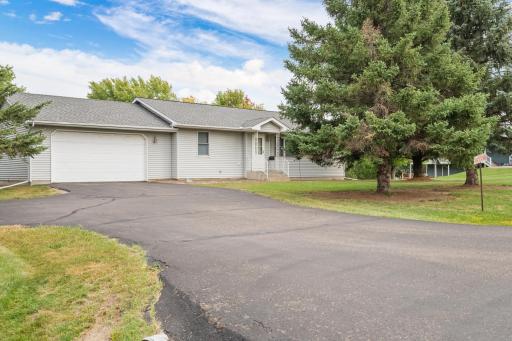 783 Oriole Lane, Hudson, WI 54016