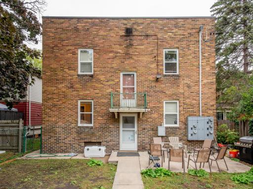1926 Grand Avenue, Saint Paul, MN 55105