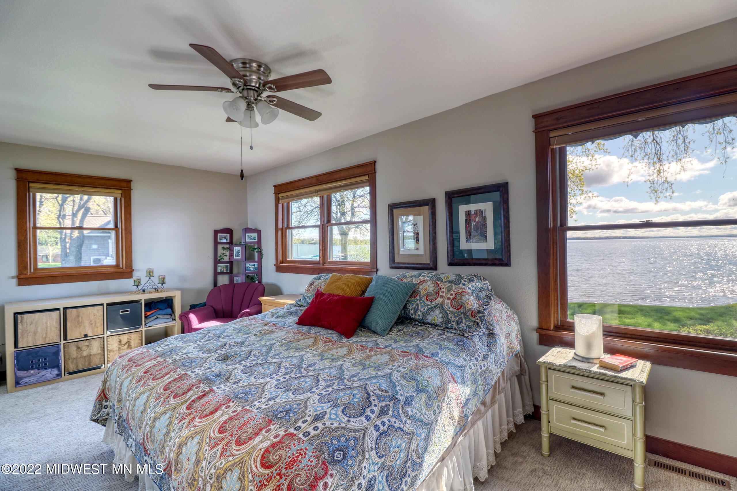 Bedroom1_2