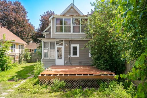 919 Lawson Ave E MLS-5.jpg