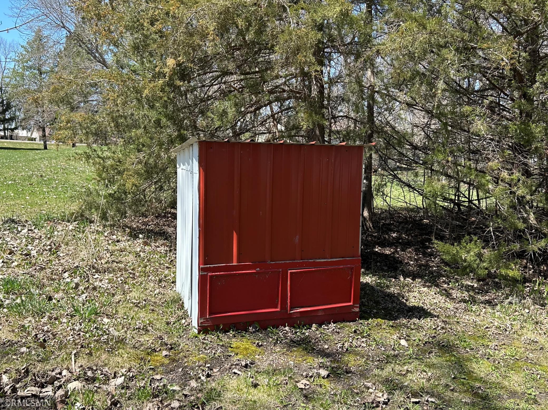 Photo for 19302 Two Rivers Court, Avon, MN 56310 - Listing #6367470 The well and pump on the property are housed, protected. Convenient for camping and watering the lawn.