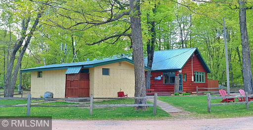 Office and shower house (association area)
