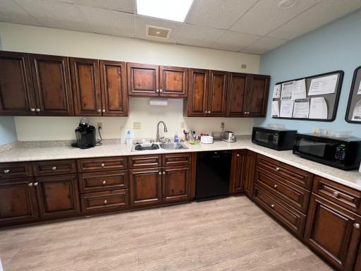825 Tower Drive, Medina, MN 55340